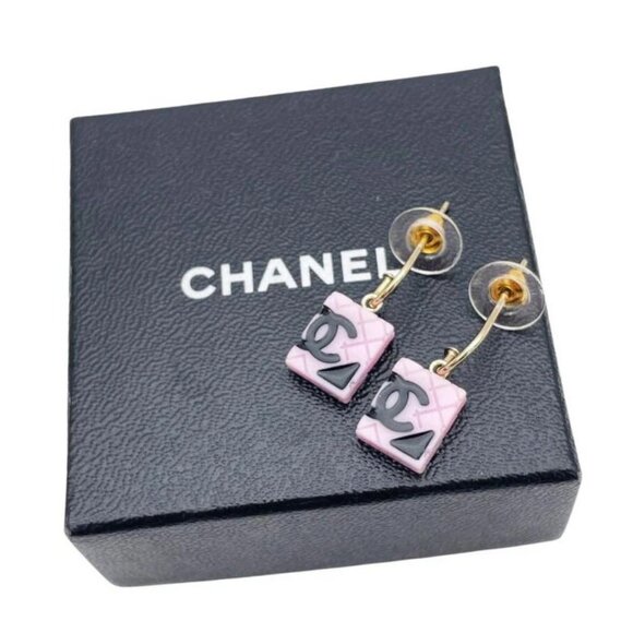 CHANEL Black CC Logos Pink Quilted Stud Earrings Gold Tone 05C Auth w/Box - Picture 9 of 16